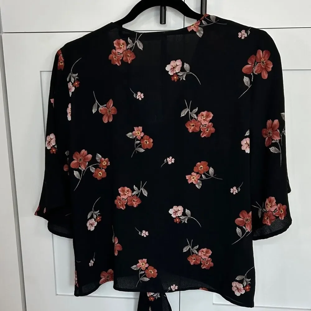 Lush Krisantha Floral Tie Front Blouse Black - S - NWT - Picture 5 of 5
